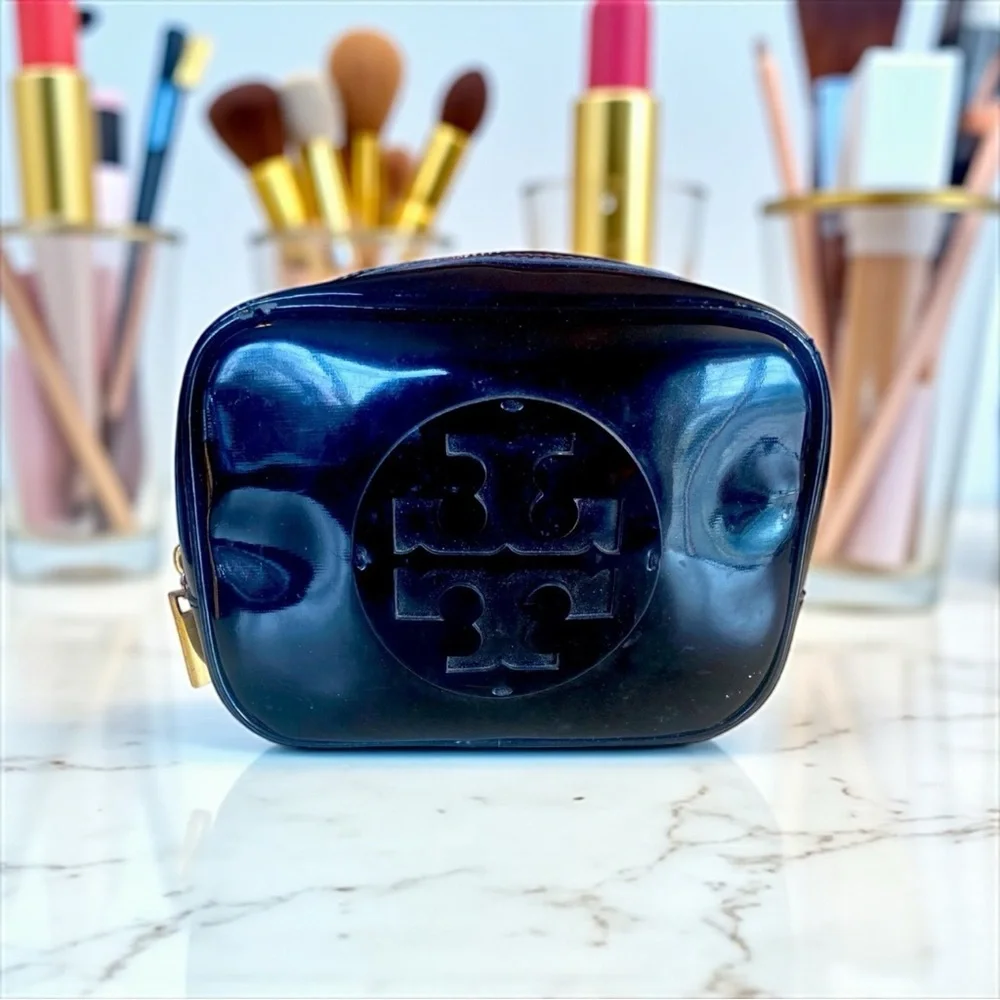 TORY BURCH Black Patent Cosmetic Case, GUC